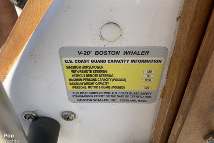 Boston Whaler Outrage V20