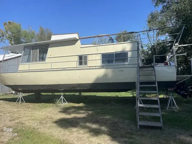 River Queen 44