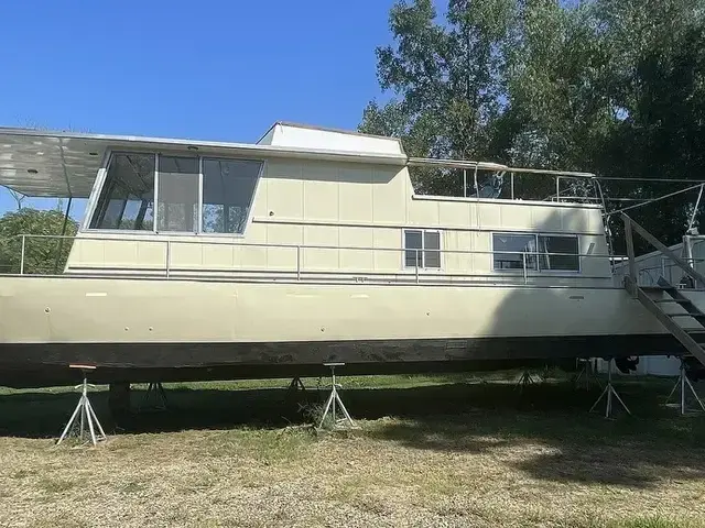 River Queen 44