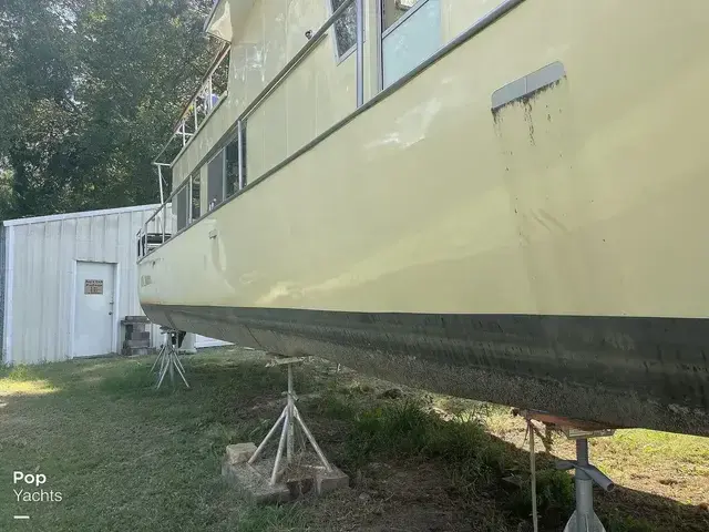 River Queen 44