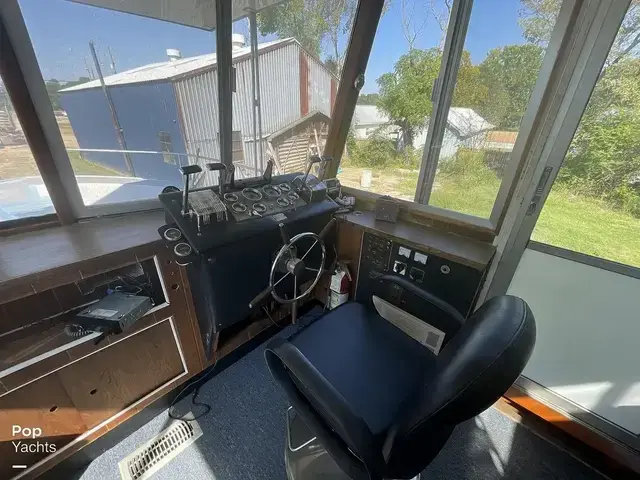 River Queen 44