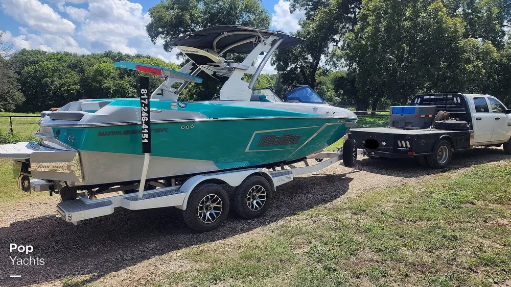 2020 Malibu 22 lsv