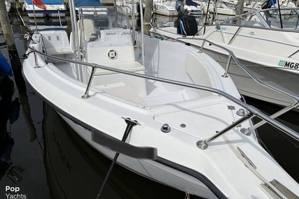 Seaswirl 2100 CC Striper