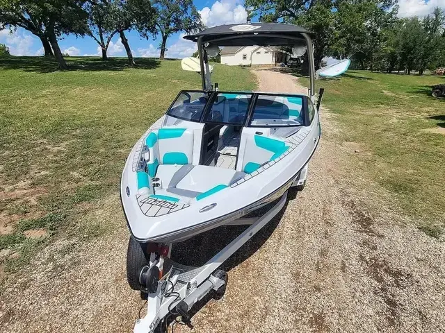 Malibu 22 Lsv