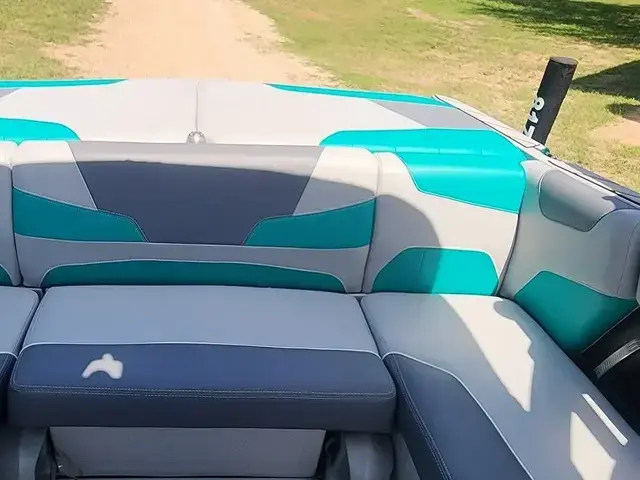 Malibu 22 Lsv