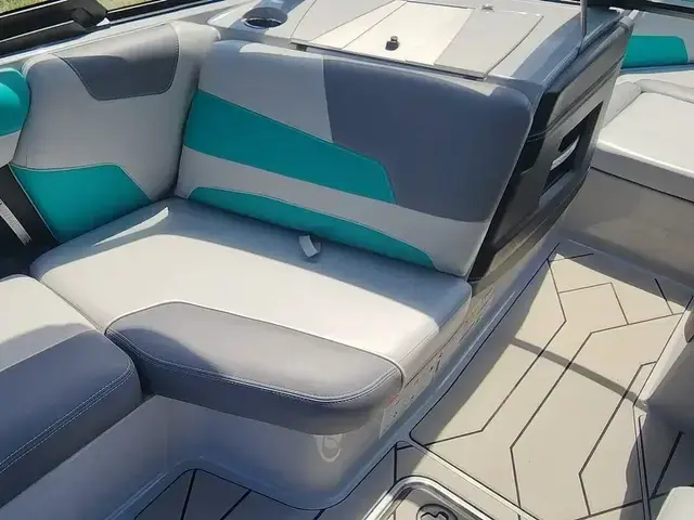 Malibu 22 Lsv