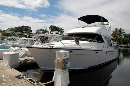 Bayliner 3988 Command Bridge Motor Yacht