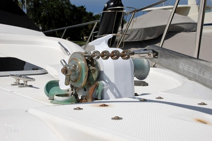 Bayliner 3988 Command Bridge Motor Yacht