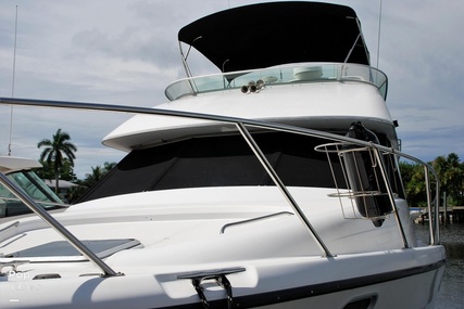 Bayliner 3988 Command Bridge Motor Yacht