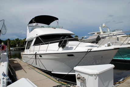 Bayliner 3988 Command Bridge Motor Yacht