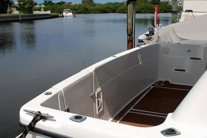 Bayliner 3988 Command Bridge Motor Yacht