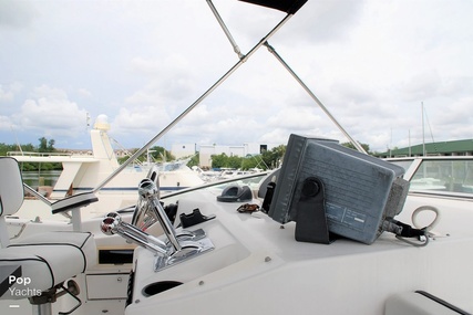 Bayliner 3988 Command Bridge Motor Yacht