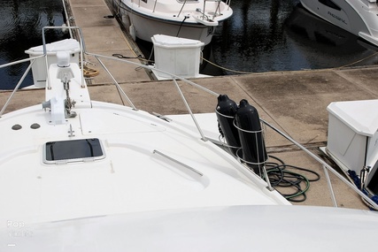 Bayliner 3988 Command Bridge Motor Yacht