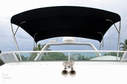 Bayliner 3988 Command Bridge Motor Yacht