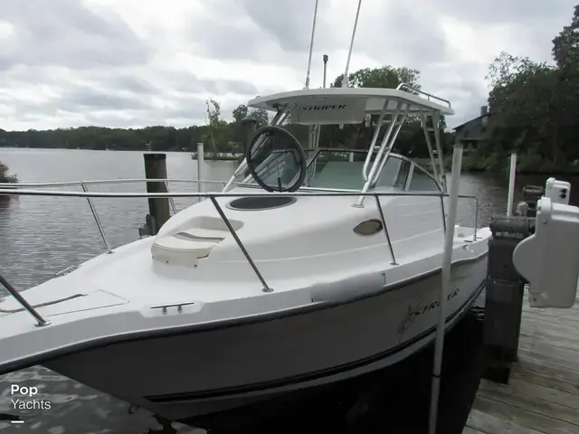 Seaswirl 2300 Striper