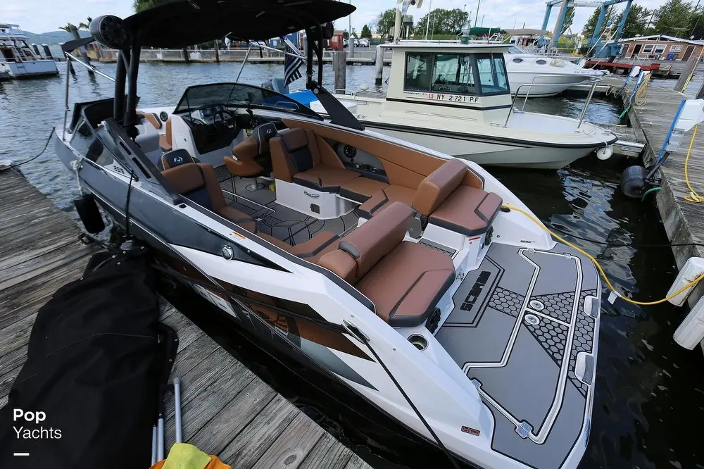 2017 Scarab 255 impulse