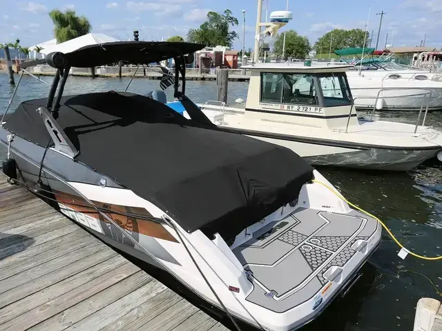 Scarab 255