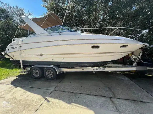 Larson Cabrio 274