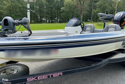 Skeeter ZX200