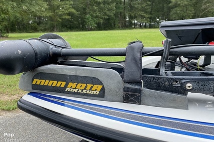 Skeeter ZX200