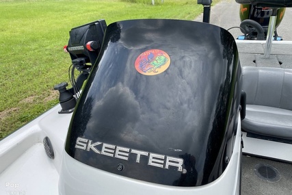 Skeeter ZX200