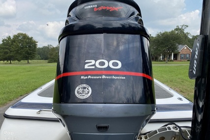 Skeeter ZX200