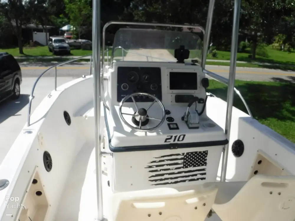 2001 Sea Fox 210