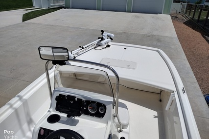 Mako 19 pro skiff