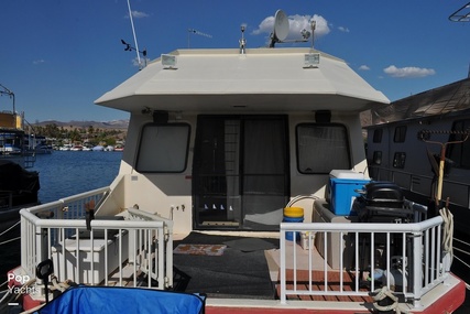 Three Buoys Sunseeker 52