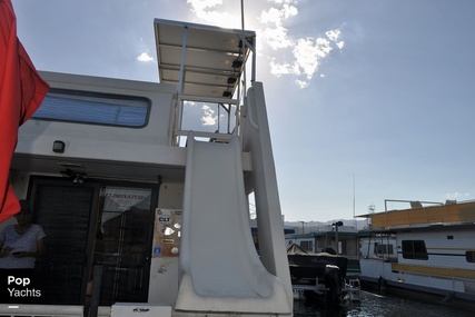 Three Buoys Sunseeker 52