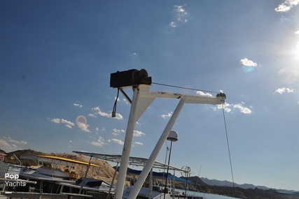 Three Buoys Sunseeker 52