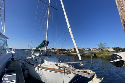 Cape Dory 32