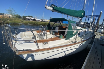 Cape Dory 32