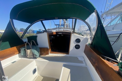 Cape Dory 32