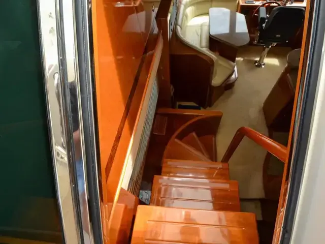 Hampton 580 Pilothouse