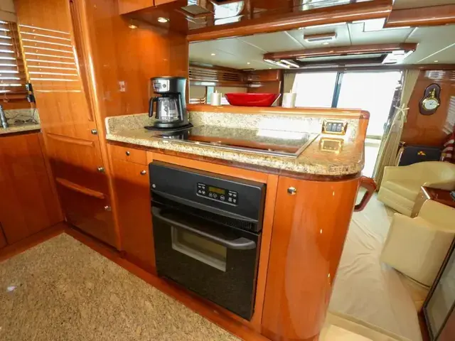 Hampton 580 Pilothouse