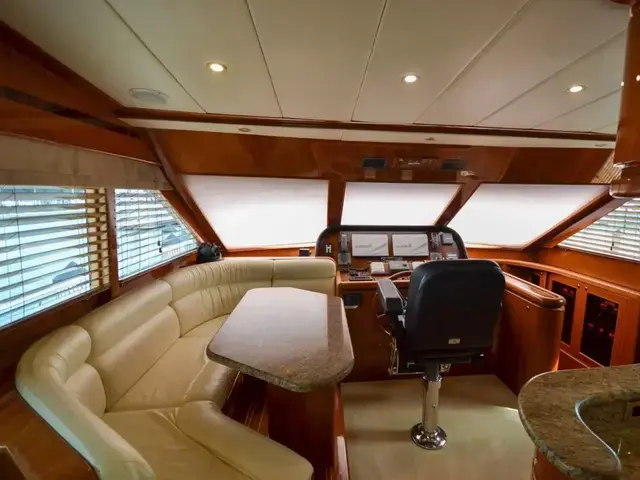 Hampton 580 Pilothouse