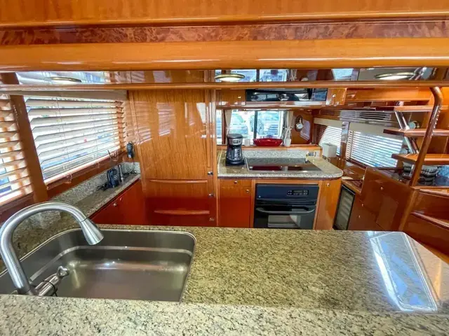 Hampton 580 Pilothouse