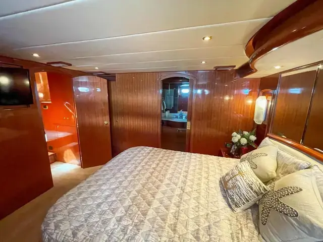 Hampton 580 Pilothouse