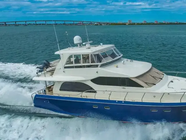 Hampton 580 Pilothouse