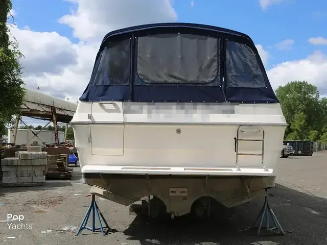 Sea Ray 340 Express Cruiser