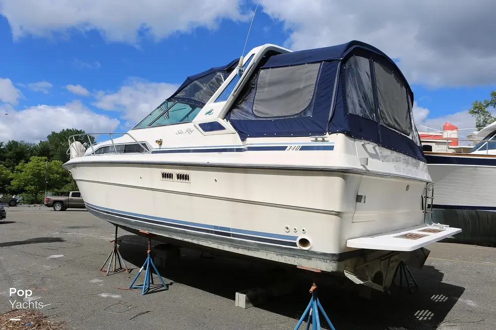 1987 Sea Ray 340 express cruiser