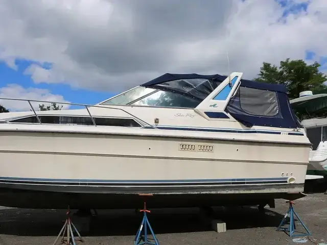 Sea Ray 340 Express Cruiser