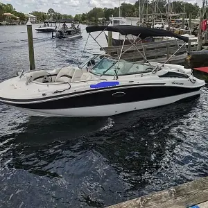 2010 Hurricane 2200 Sundeck