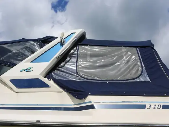 Sea Ray 340 Express Cruiser