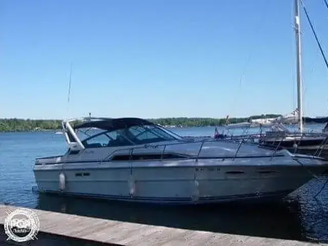 Sea Ray 340 Express Cruiser