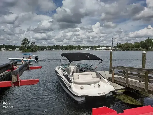 Hurricane Sundeck 2200 Ob