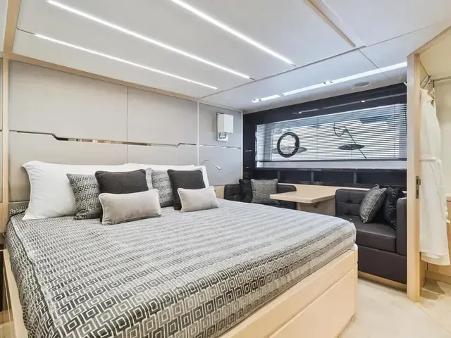 Sunseeker Predator 68