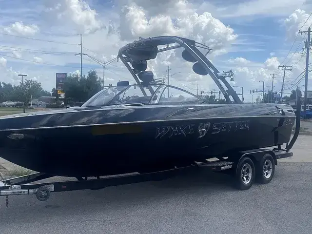 Malibu 247 LSV