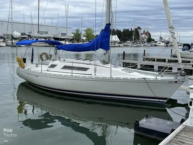 Beneteau First 305